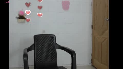 Snapshot of dulce_anita2 chatting on 10/16/25, 10:00 Anita online show from 10/16/25, 10:00