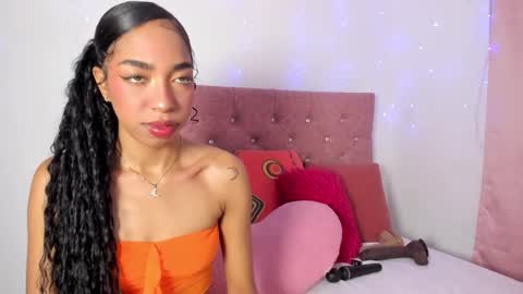 Snapshot of dulce_brown01 chatting on 02/11/26, 02:22 Dulce online show from 02/11/26, 02:22