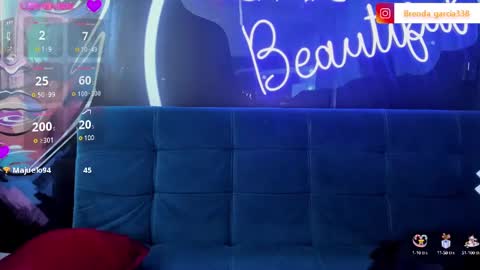    Monday 5-2 am From Tuesday to Friday5-1 am Colombia time online show from 01/05/25, 03:22