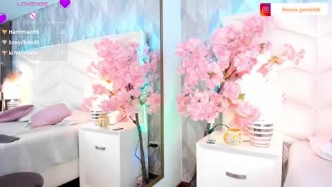    Monday 5-2 am From Tuesday to Friday5-1 am Colombia time online show from 02/23/25, 06:39