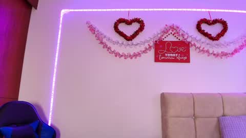Dulce Maria online show from 06/27/26, 12:22