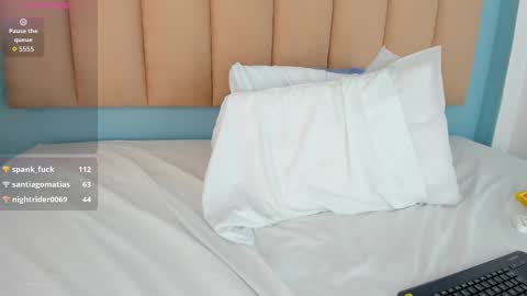 dulce_mg online show from 10/07/25, 12:19