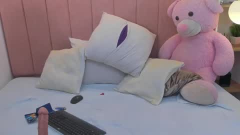 Dulce Morbida online show from 12/21/25, 05:20