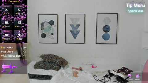 Snapshot of dulce_powl chatting on 12/29/24, 01:24 Dulce online show from 12/29/24, 01:24