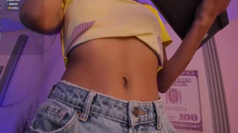 Snapshot of dulce_quintana chatting on 09/09/25, 12:05 dulce_quintana online show from 09/09/25, 12:05