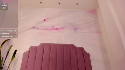 Snapshot of dulce_quintana chatting on 11/30/25, 12:25 dulce_quintana online show from 11/30/25, 12:25