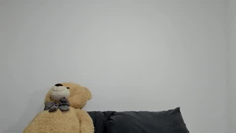 Snapshot of dulce_roberts_ chatting on 02/27/25, 12:23 Dulce  online show from 02/27/25, 12:23