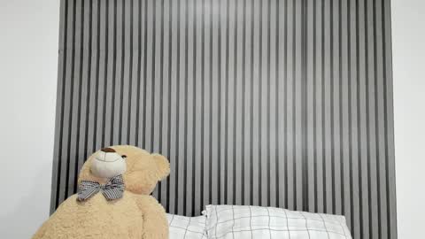 Snapshot of dulce_roberts_ chatting on 03/10/25, 02:37 Dulce  online show from 03/10/25, 02:37