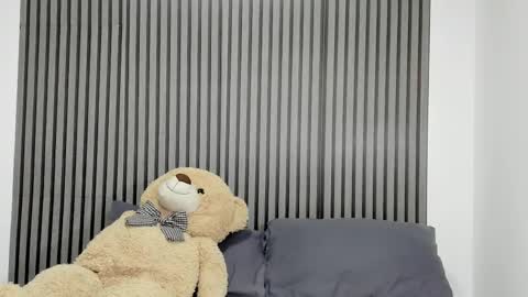 Snapshot of dulce_roberts_ chatting on 09/20/25, 01:01 Dulce  online show from 09/20/25, 01:01