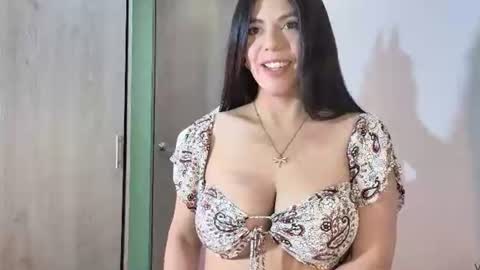 Snapshot of dulce_sammy_ chatting on 07/14/26, 10:43 Sammy online show from 07/14/26, 10:43
