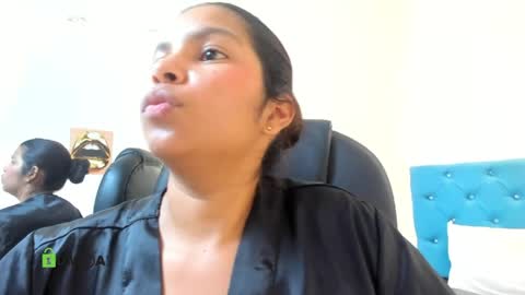 Dulce  online show from 04/29/26, 05:30