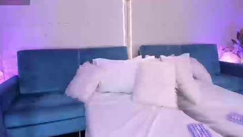 Dulce  online show from 03/14/26, 08:25