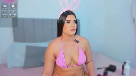   online show from 10/22/25, 03:29