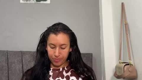 dulceizzy online show from 05/15/26, 01:56