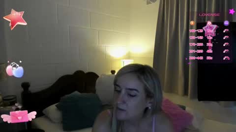 Sweetnina online show from 03/09/25, 08:21