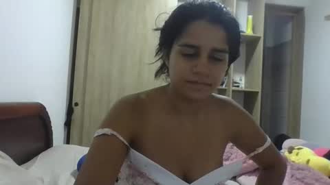 dulcekatty18 online show from 11/17/25, 11:16