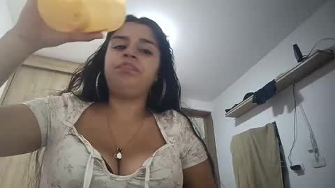 dulcekatty18 online show from 04/17/26, 02:20