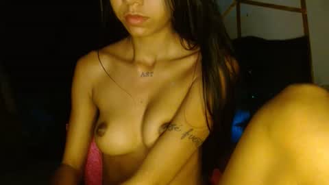 Snapshot of dulcelatina222 chatting on 11/28/25, 12:46 dulcelatina222 online show from 11/28/25, 12:46