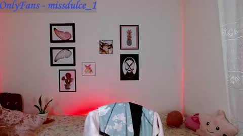 Dulce online show from 11/29/25, 01:08