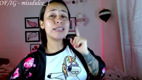 Dulce online show from 12/17/25, 11:44