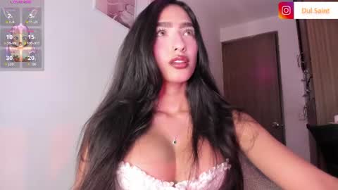 Snapshot of dulcesaint chatting on 07/23/26, 07:56 Dulce Saint online show from 07/23/26, 07:56