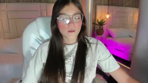 dulcevela online show from 09/15/25, 10:43