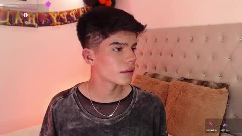 Dulcey online show from 10/17/25, 04:15