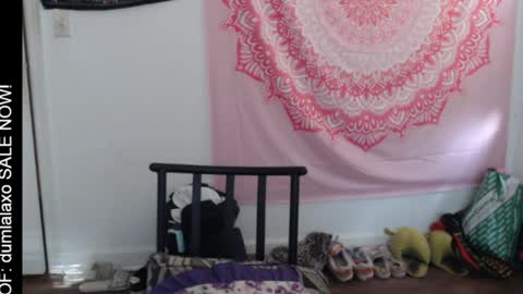 Snapshot of dumlala chatting on 04/08/26, 01:00 the only advantage you have over me is that u can kiss my ass and i cant online show from 04/08/26, 01:00