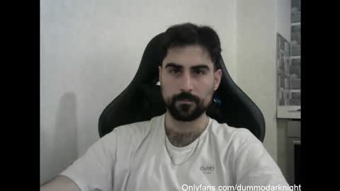 Snapshot of dummodarknight chatting on 10/13/25, 04:51 The Dark Knight online show from 10/13/25, 04:51