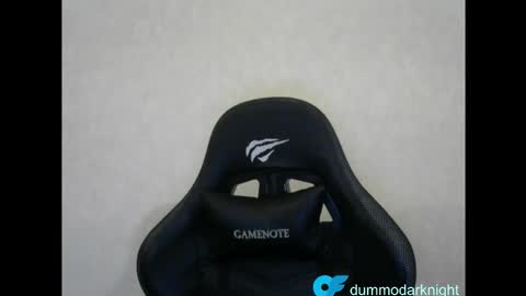 Snapshot of dummodarknight chatting on 11/04/25, 05:12 The Dark Knight online show from 11/04/25, 05:12