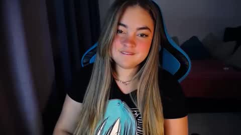 Snapshot of dumont_model chatting on 01/10/25, 04:44 Nicole online show from 01/10/25, 04:44