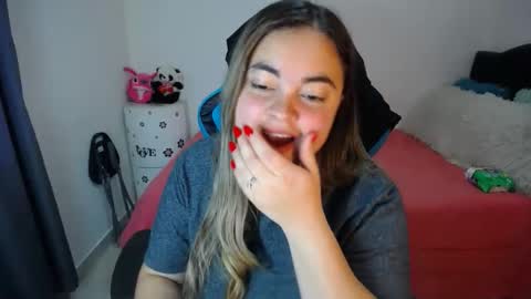 Nicole   online show from 03/06/25, 03:35