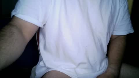 Snapshot of dumout33 chatting on 10/28/25, 04:42 Sergio online show from 10/28/25, 04:42