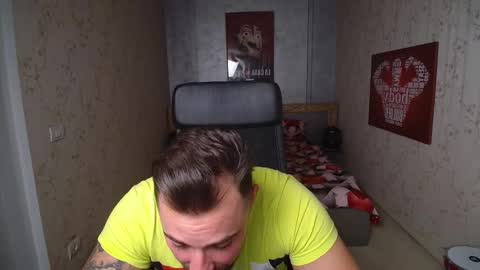 Snapshot of duncanstones chatting on 01/02/25, 03:08 DuncanStone online show from 01/02/25, 03:08
