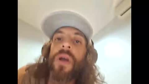 Snapshot of dunit123 chatting on 04/05/26, 08:55 dunit123 online show from 04/05/26, 08:55