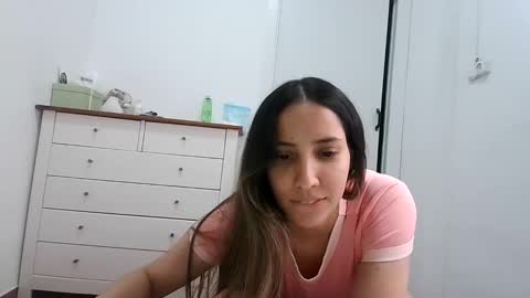 duocaliente310037 online show from 06/07/26, 10:57