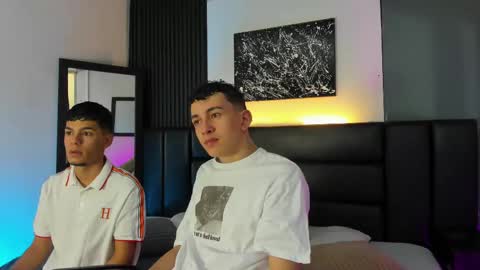 Snapshot of duolust chatting on 09/14/25, 12:15 Thomas and Noah online show from 09/14/25, 12:15