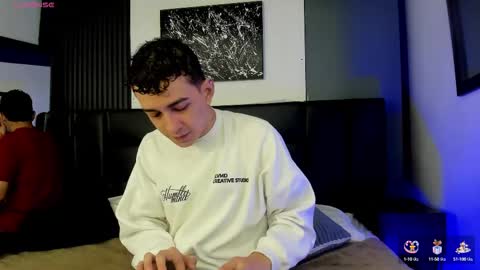 Snapshot of duolust chatting on 10/02/25, 11:39 Thomas and Noah online show from 10/02/25, 11:39