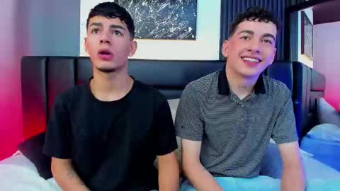 Snapshot of duolust chatting on 11/06/25, 08:10 Thomas and Noah online show from 11/06/25, 08:10