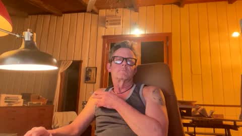 Snapshot of durakbrina chatting on 02/19/25, 07:17 Durakbrina online show from 02/19/25, 07:17