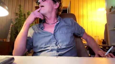 Snapshot of durakbrina chatting on 10/08/25, 02:31 Durakbrina online show from 10/08/25, 02:31