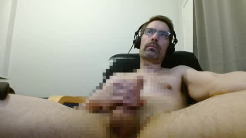 Snapshot of durden69_ chatting on 03/10/26, 01:54 Durden69 online show from 03/10/26, 01:54