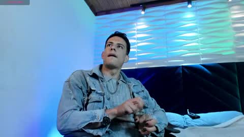 Dustin Sonne online show from 05/18/26, 03:35