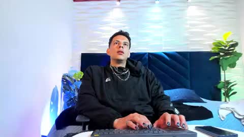 Dustin Sonne online show from 06/15/26, 03:31