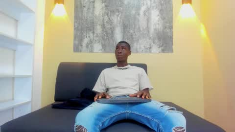 DUSTIN online show from 12/15/25, 12:09