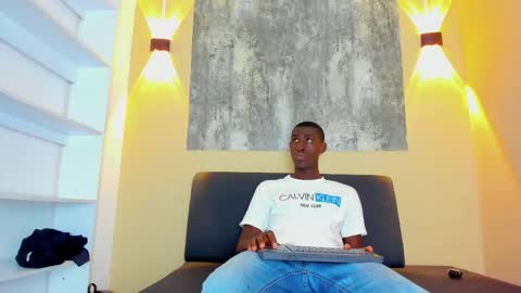 DUSTIN online show from 12/16/25, 12:10