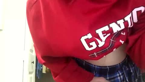 Snapshot of dustinthesweettalker chatting on 01/04/25, 03:29 Dustinthesweettalker online show from 01/04/25, 03:29