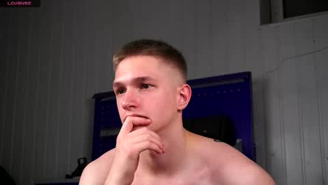 Dustyn online show from 11/19/25, 03:45