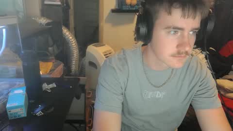 Devan D online show from 09/17/25, 02:02