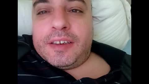 Snapshot of dwizziz chatting on 09/29/25, 04:17 Ivan online show from 09/29/25, 04:17